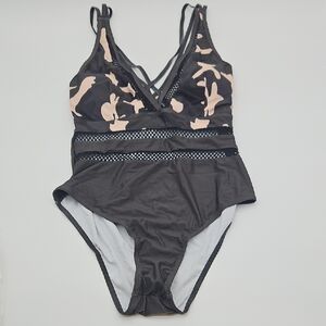 Seafancy Mesh Inset Camo Lattice One-Piece Swimsuit - Medium